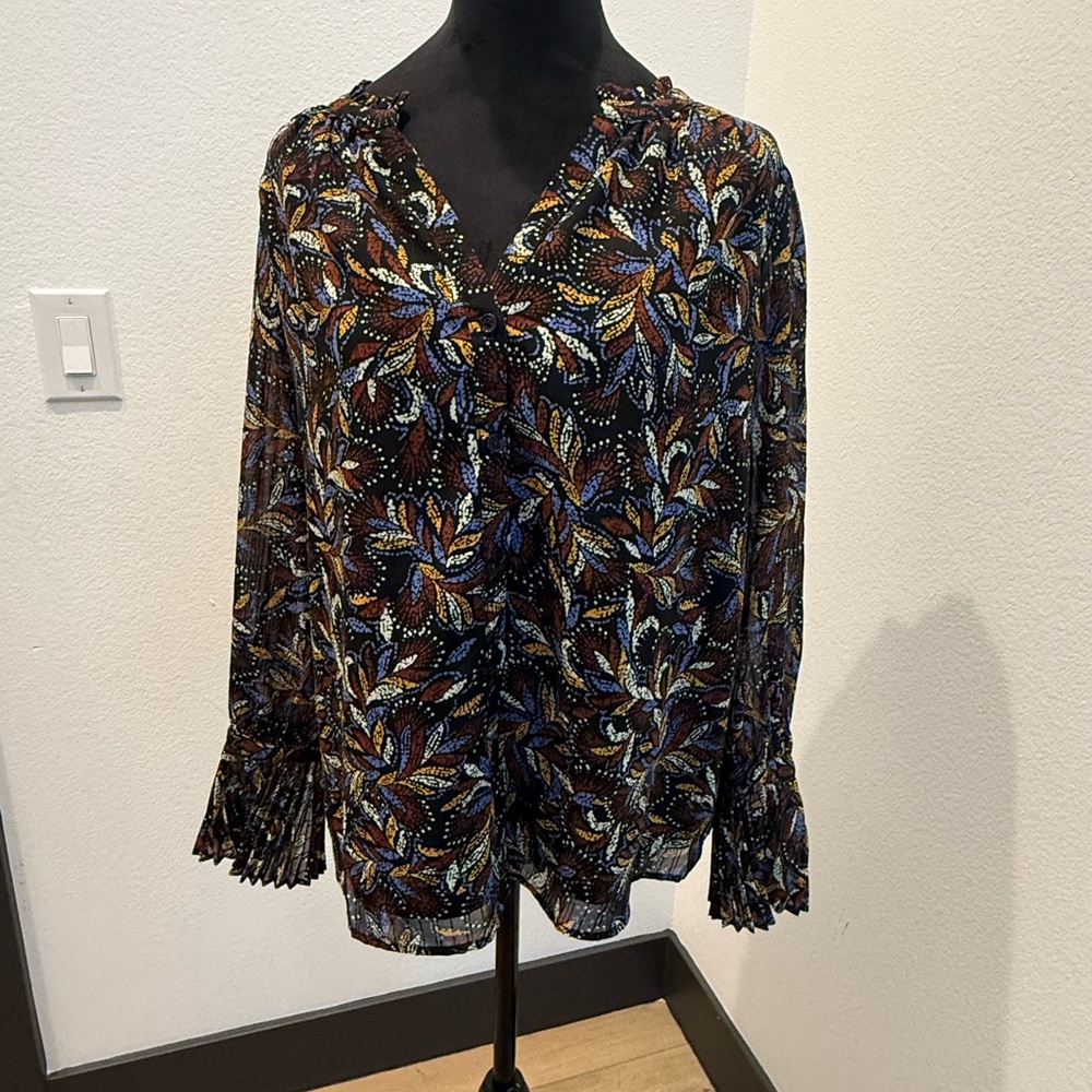 Skies Are Blue Floral Blouse with Sheer Sleeves – Size M